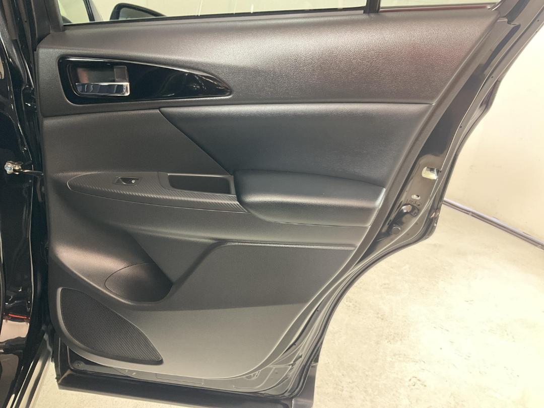 Photo '19' of Mitsubishi Eclipse Cross Photo '19' of Mitsubishi Eclipse Cross