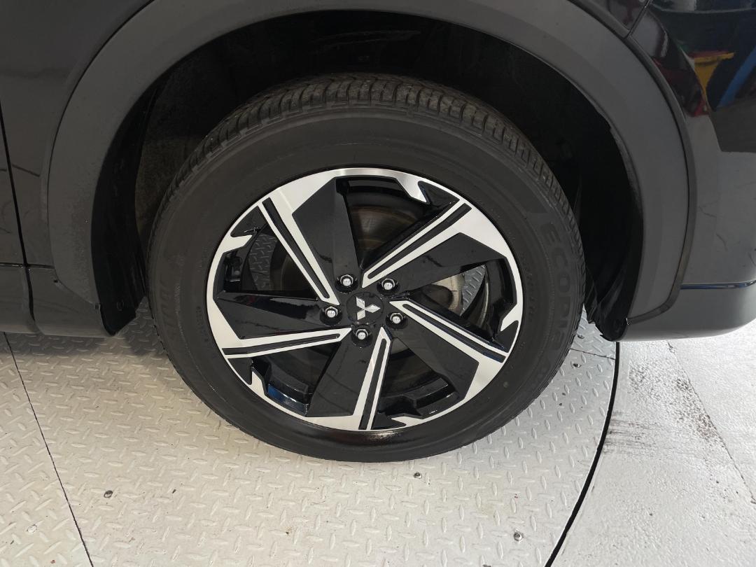 Photo '9' of Mitsubishi Eclipse Cross Photo '9' of Mitsubishi Eclipse Cross