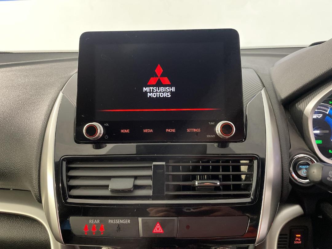 Photo '27' of Mitsubishi Eclipse Cross Photo '27' of Mitsubishi Eclipse Cross