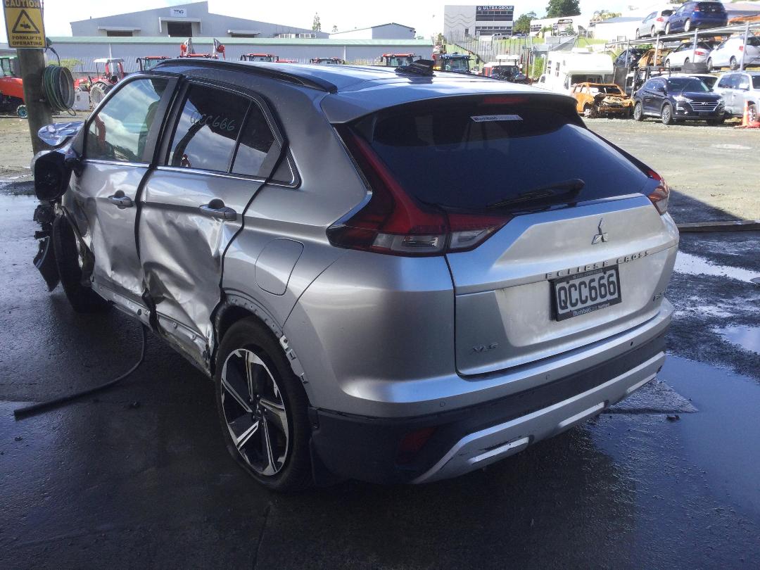 Photo '5' of Mitsubishi Eclipse Cross XLS Photo '5' of Mitsubishi Eclipse Cross XLS