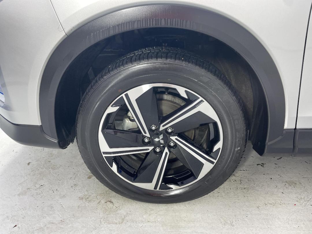 Photo '10' of Mitsubishi Eclipse Cross Photo '10' of Mitsubishi Eclipse Cross