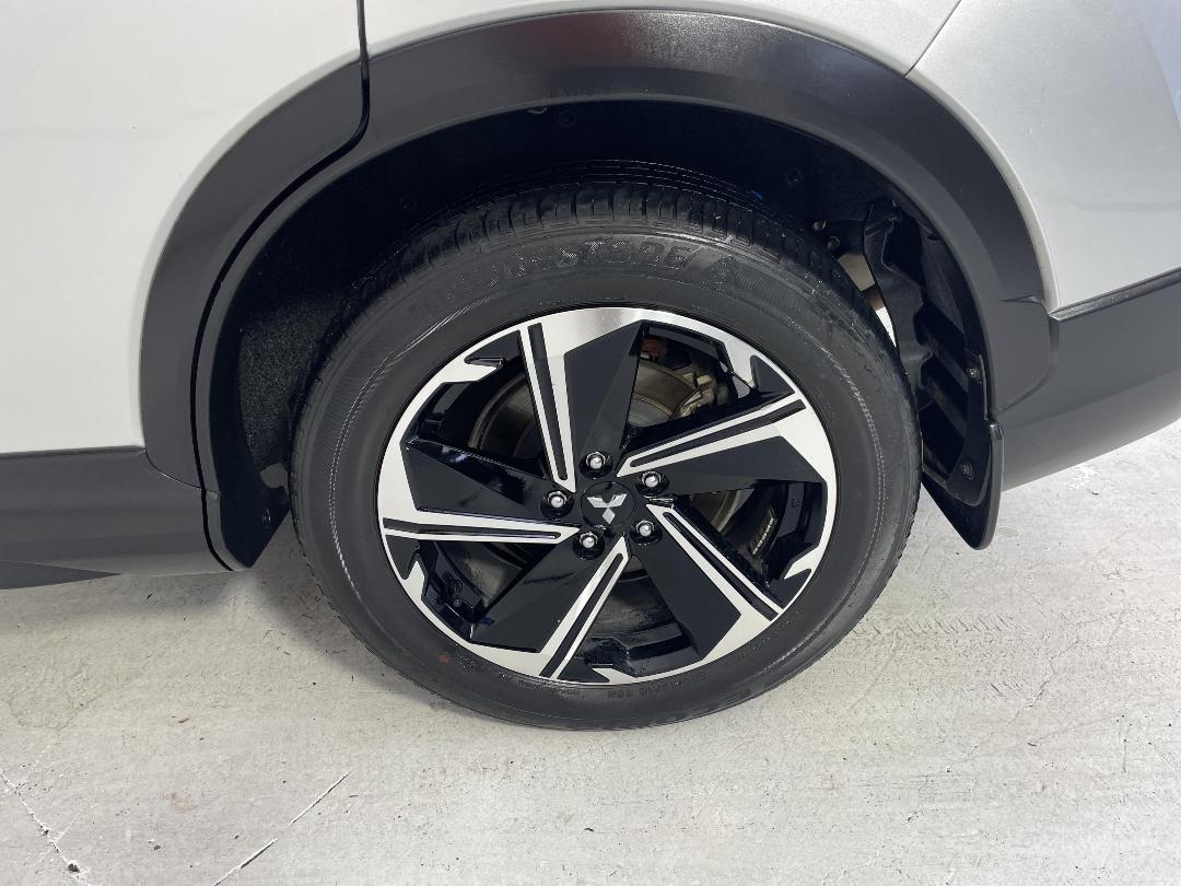 Photo '11' of Mitsubishi Eclipse Cross Photo '11' of Mitsubishi Eclipse Cross