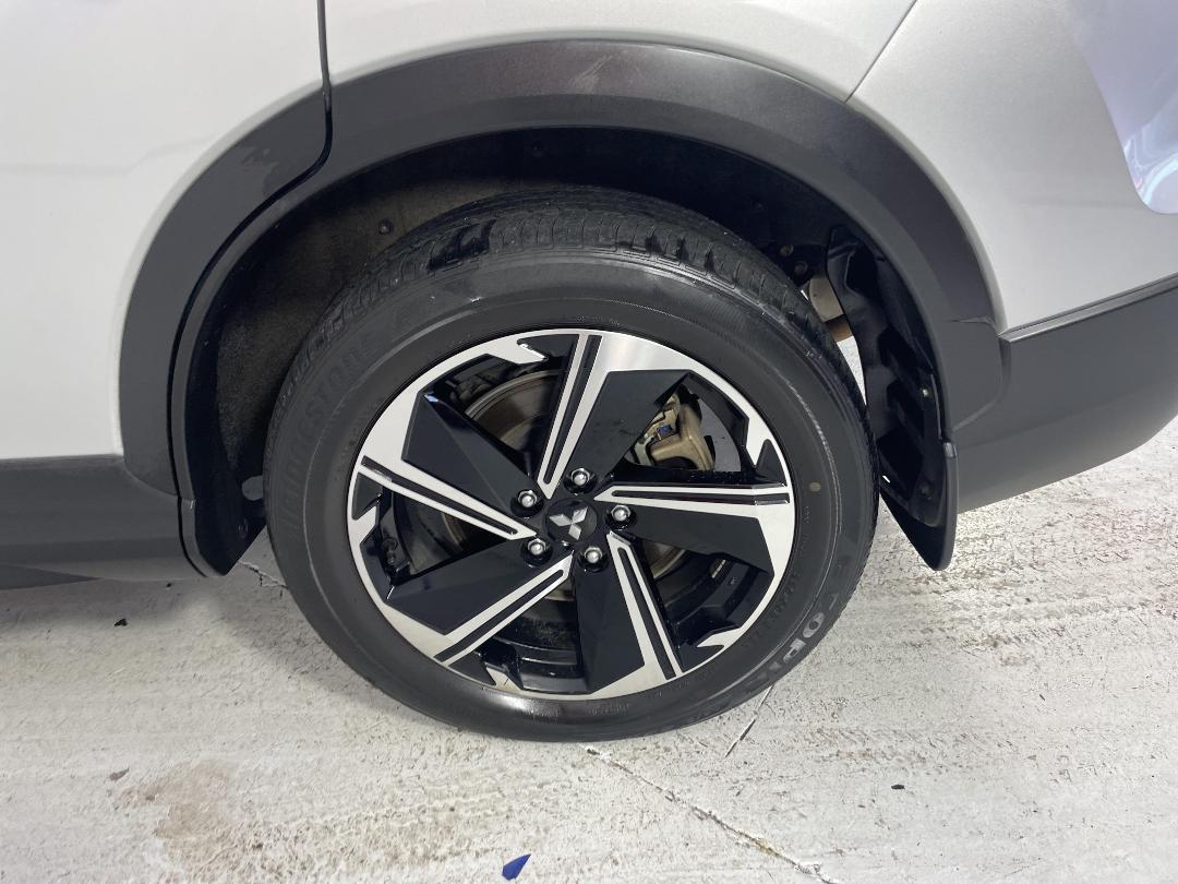 Photo '11' of Mitsubishi Eclipse Cross