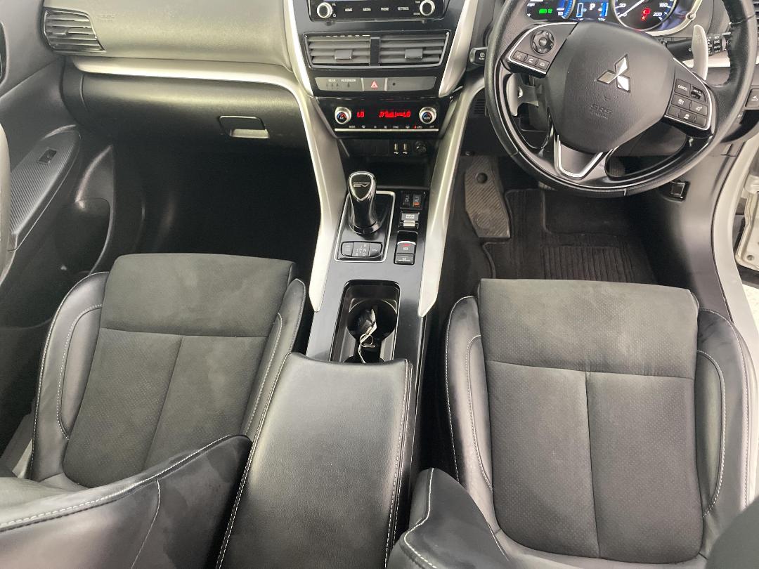 Photo '18' of Mitsubishi Eclipse Cross