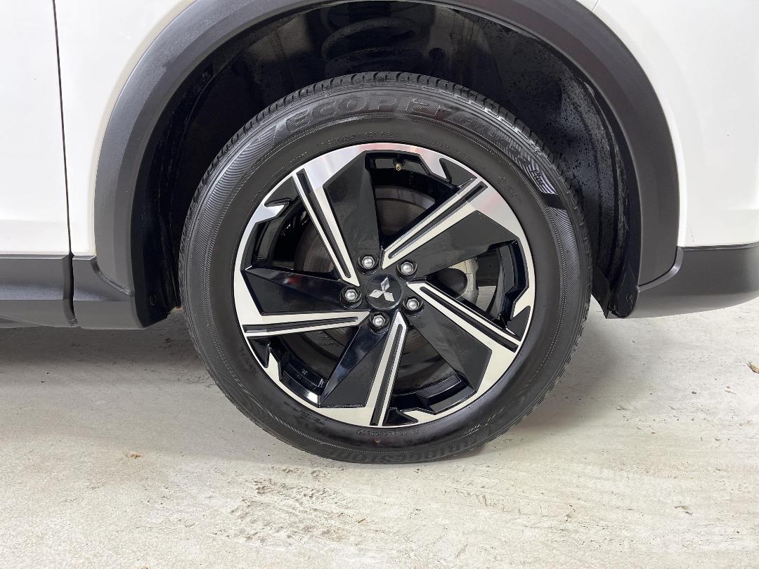 Photo '9' of Mitsubishi Eclipse Cross