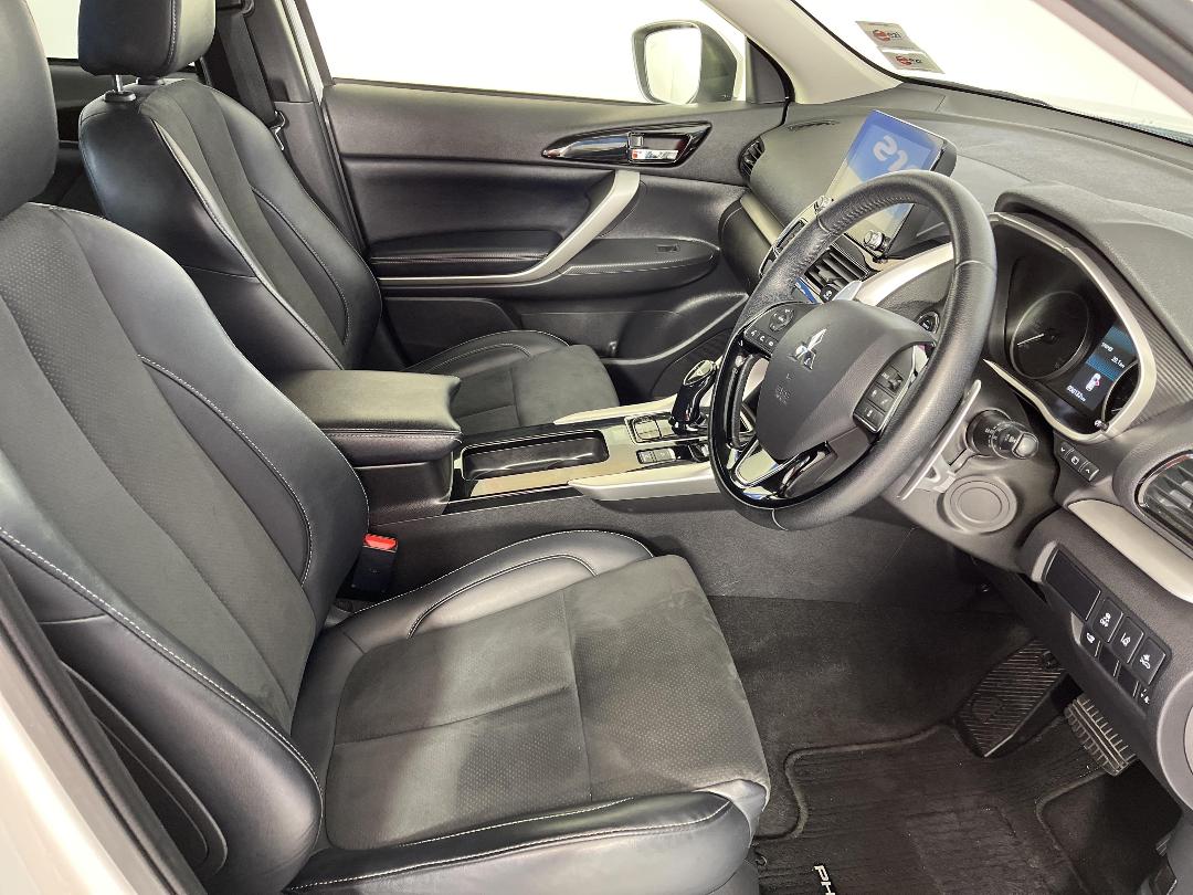 Photo '16' of Mitsubishi Eclipse Cross