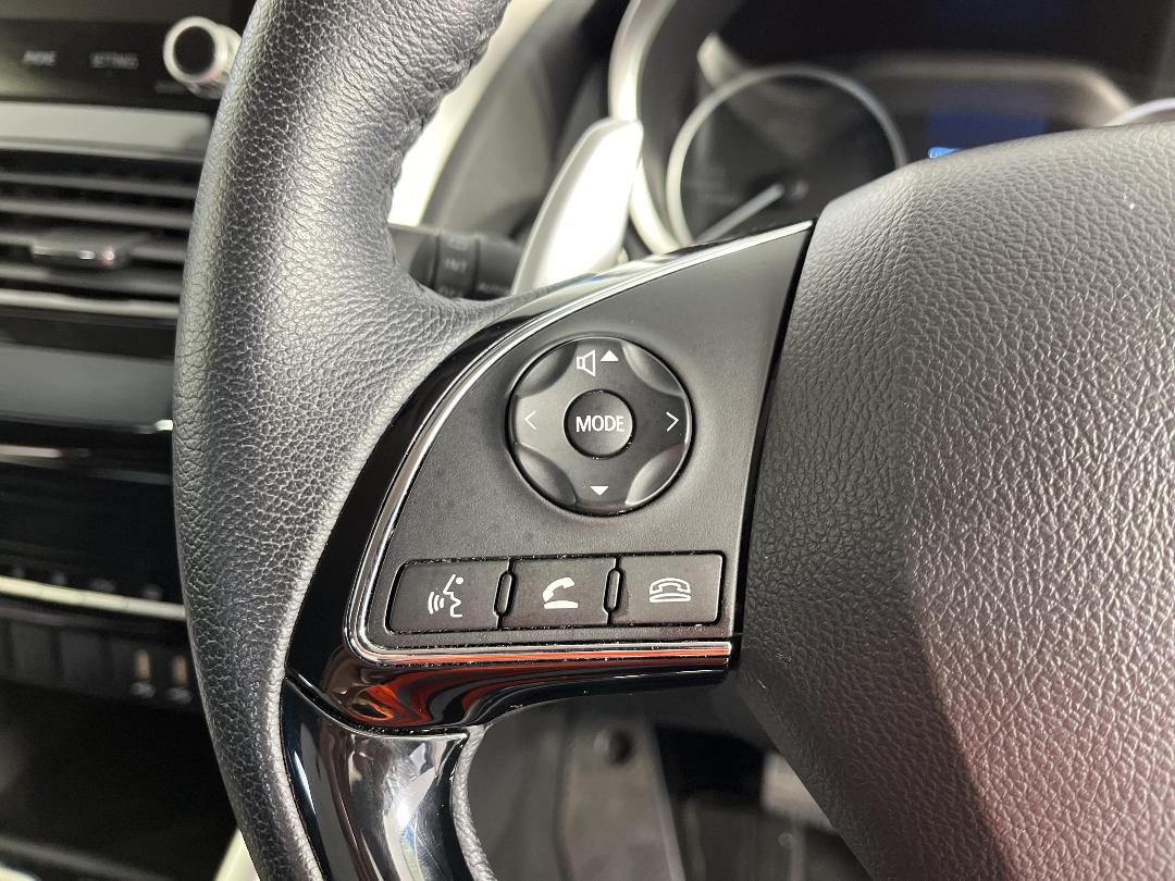 Photo '24' of Mitsubishi Eclipse Cross