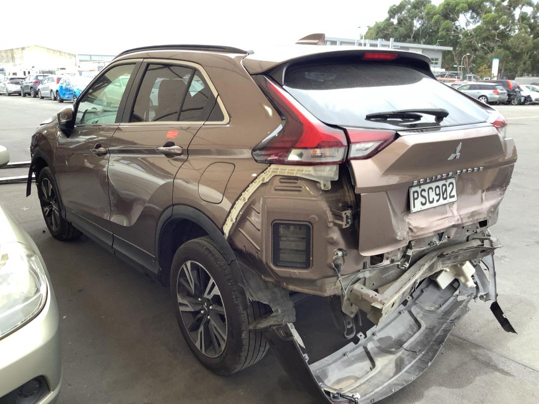 Photo '8' of Mitsubishi Eclipse Cross XLS