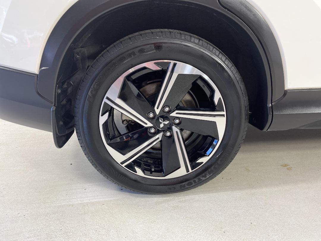 Photo '12' of Mitsubishi Eclipse Cross Photo '12' of Mitsubishi Eclipse Cross