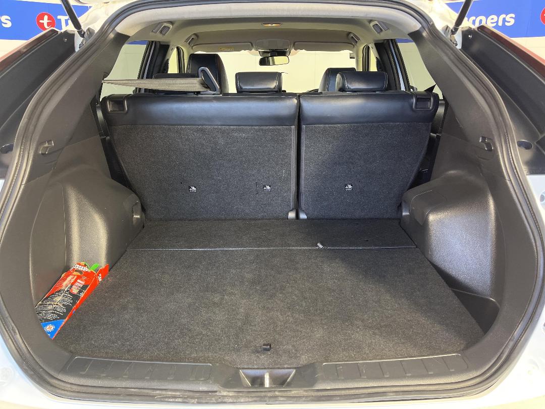 Photo '14' of Mitsubishi Eclipse Cross Photo '14' of Mitsubishi Eclipse Cross