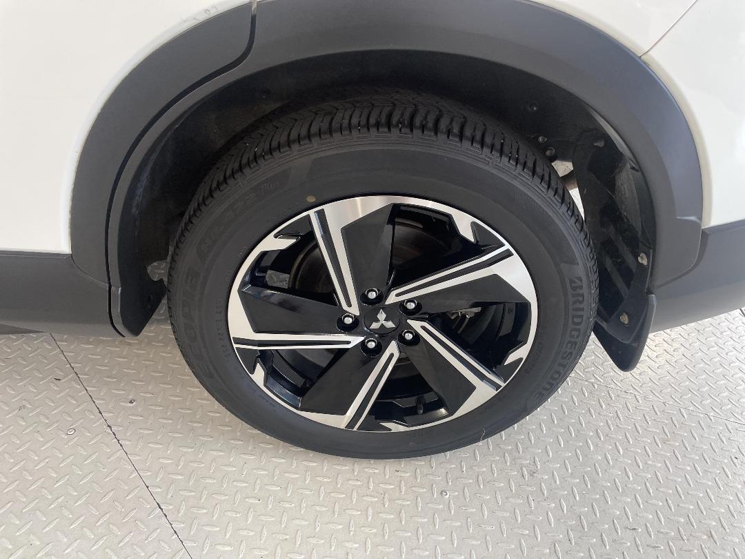 Photo '11' of Mitsubishi Eclipse Cross Photo '11' of Mitsubishi Eclipse Cross