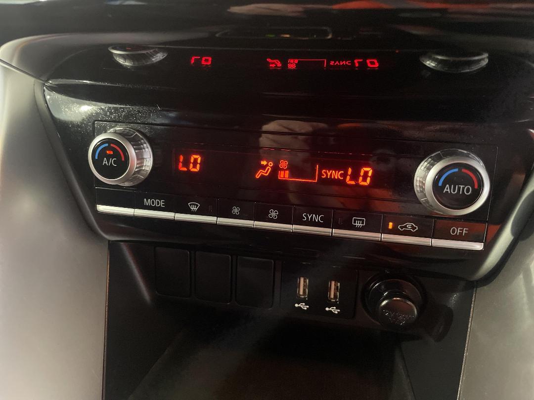 Photo '31' of Mitsubishi Eclipse Cross Photo '31' of Mitsubishi Eclipse Cross