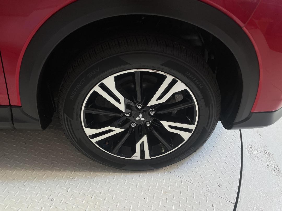 Photo '9' of Mitsubishi Eclipse Cross Photo '9' of Mitsubishi Eclipse Cross