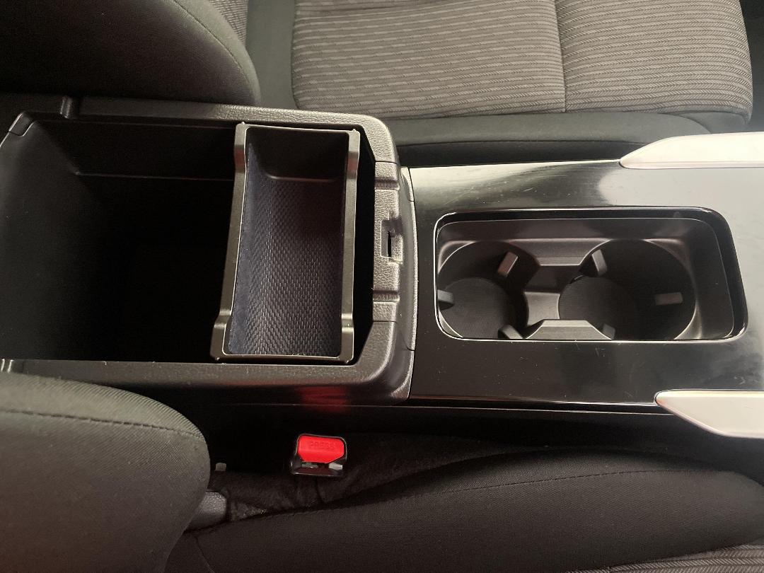 Photo '33' of Mitsubishi Eclipse Cross Photo '33' of Mitsubishi Eclipse Cross