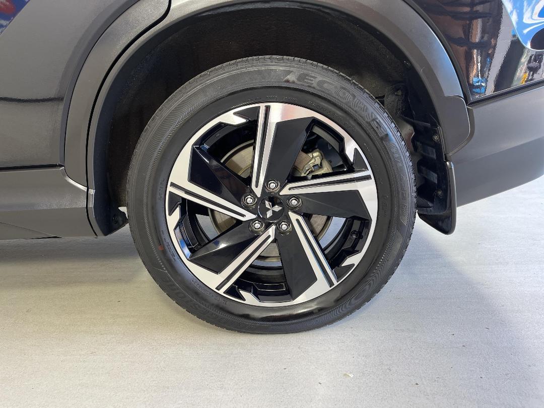 Photo '11' of Mitsubishi Eclipse Cross