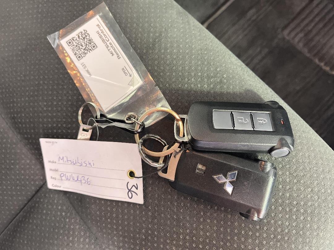 Photo '22' of Mitsubishi Eclipse Cross