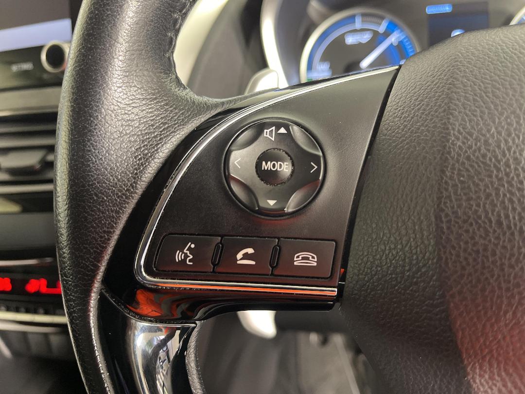 Photo '24' of Mitsubishi Eclipse Cross