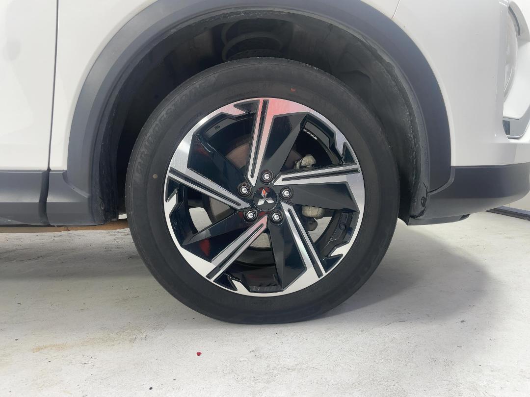 Photo '9' of Mitsubishi Eclipse Cross