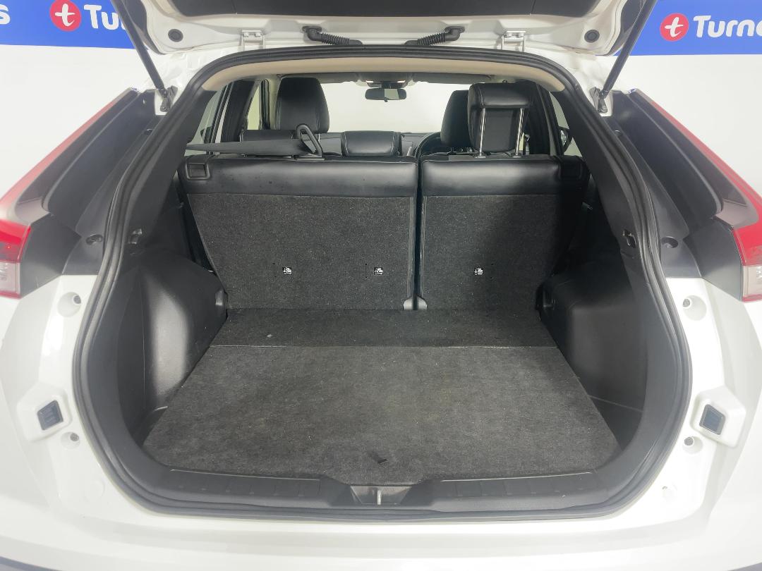 Photo '14' of Mitsubishi Eclipse Cross