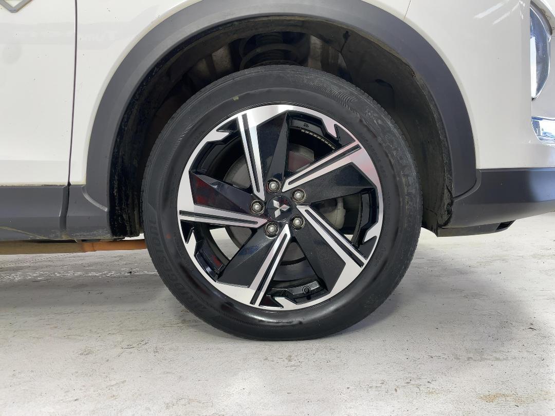 Photo '9' of Mitsubishi Eclipse Cross