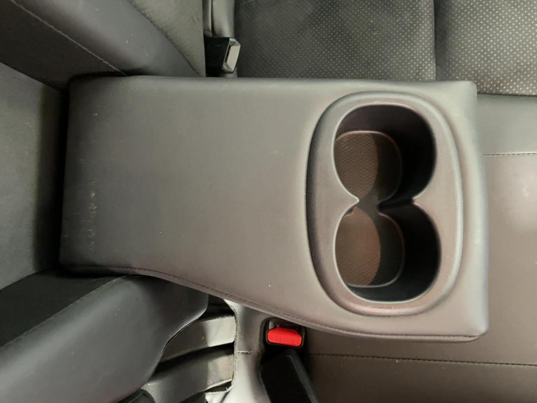 Photo '24' of Mitsubishi Eclipse Cross