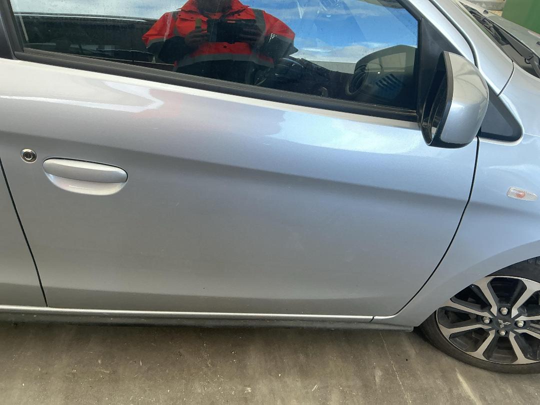 Photo '3' of Mitsubishi Mirage XLS