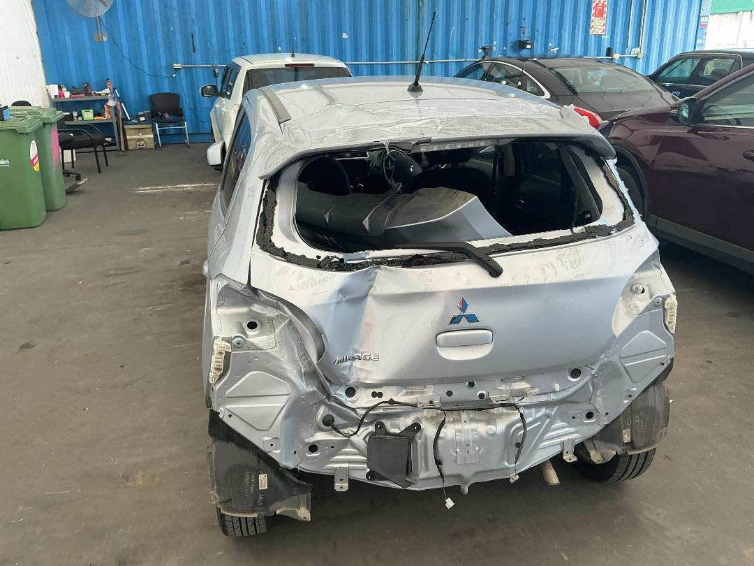 Photo '9' of Mitsubishi Mirage XLS