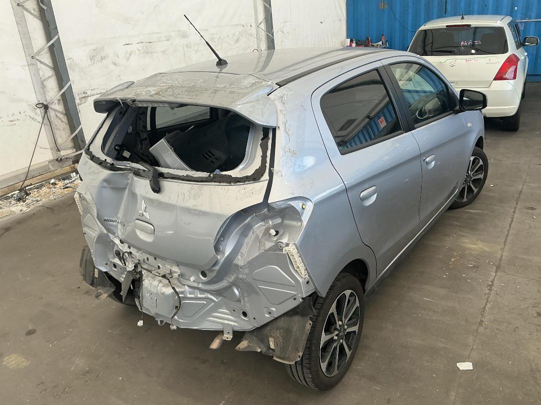 Photo '10' of Mitsubishi Mirage XLS