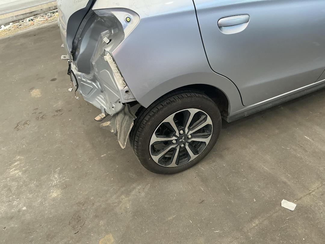 Photo '11' of Mitsubishi Mirage XLS