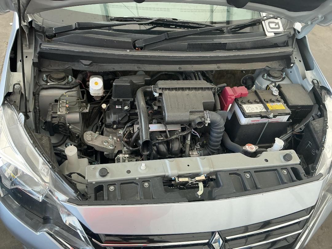 Photo '12' of Mitsubishi Mirage XLS