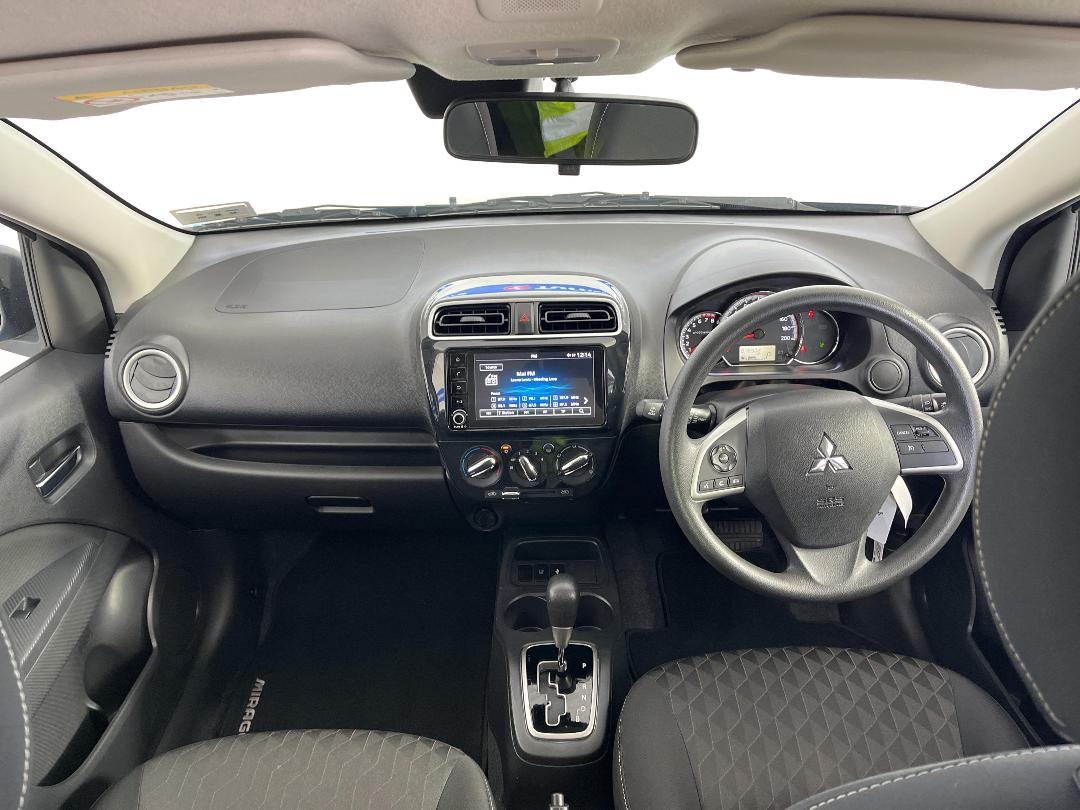 Photo '17' of Mitsubishi Mirage