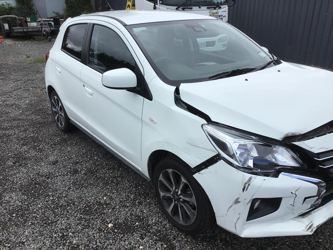 Photo '8' of Mitsubishi Mirage XLS