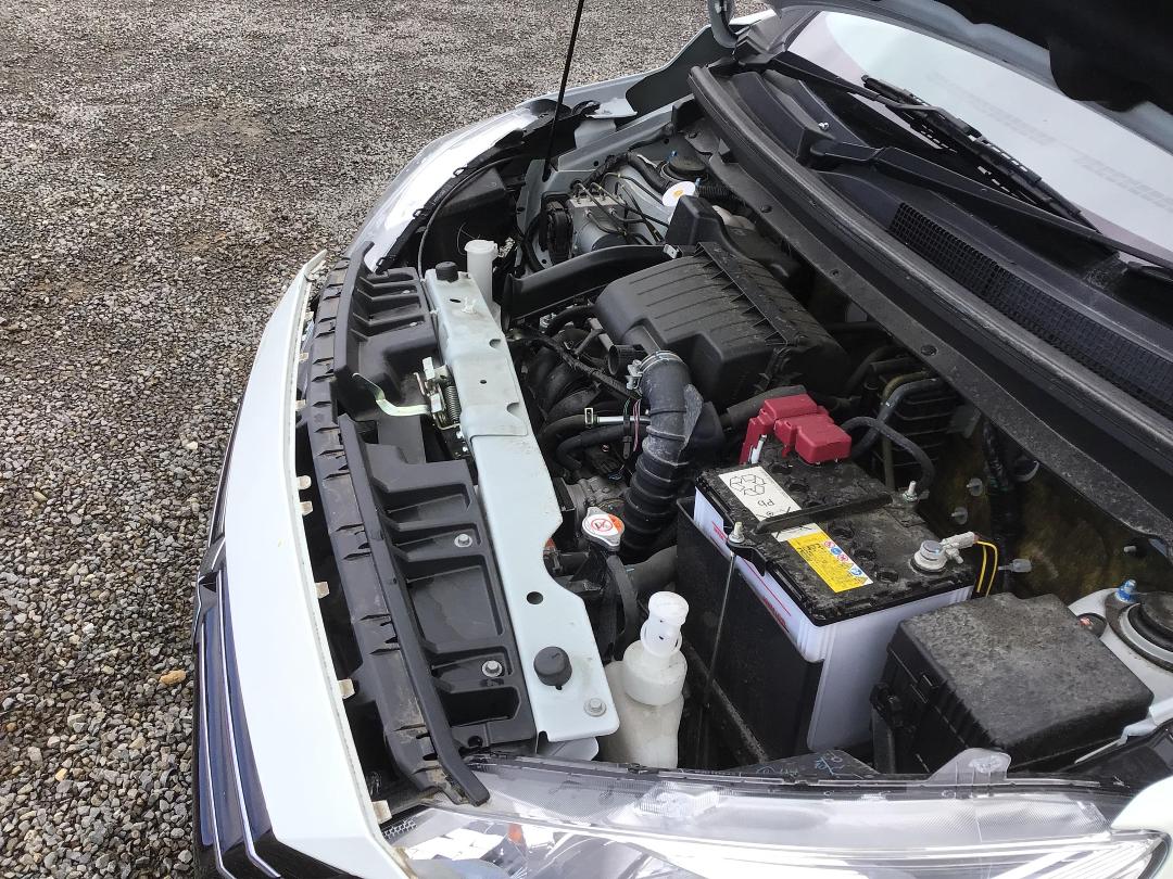 Photo '14' of Mitsubishi Mirage XLS