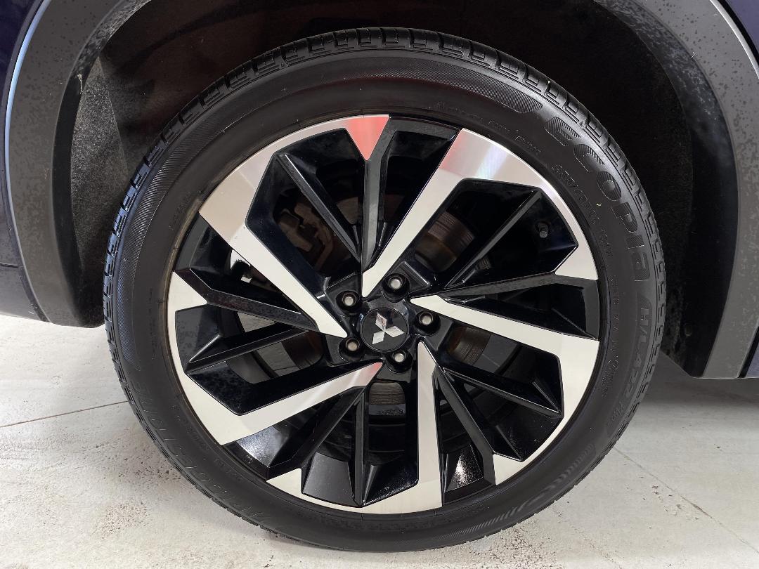 Photo '12' of Mitsubishi Outlander Photo '12' of Mitsubishi Outlander