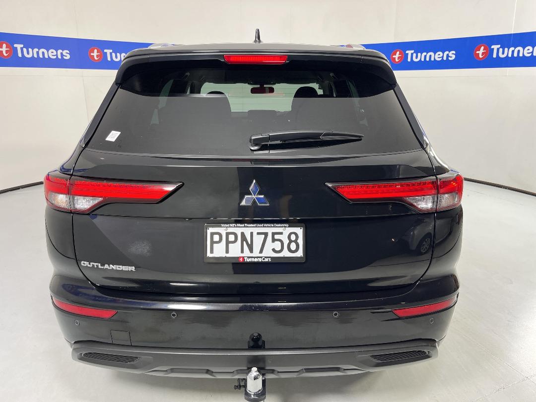 Photo '6' of Mitsubishi Outlander