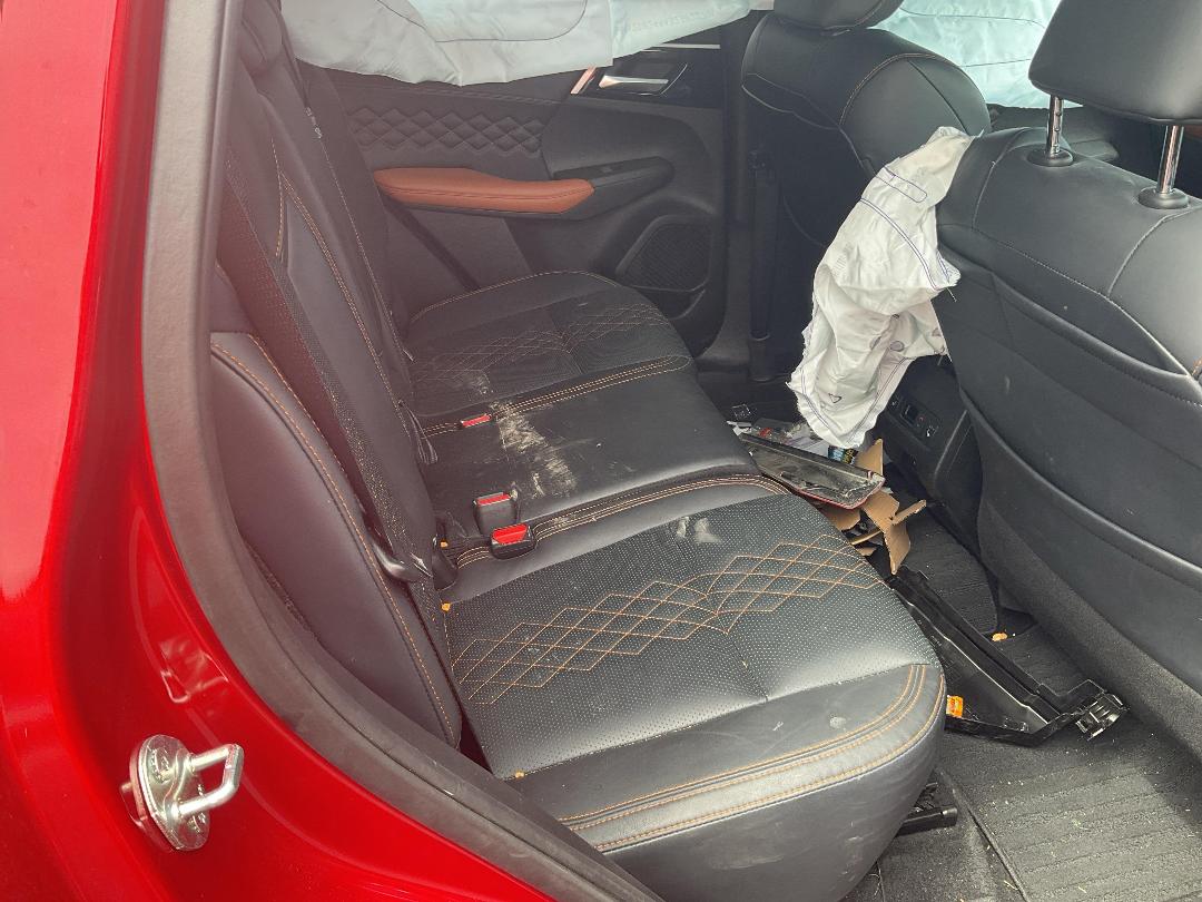 Photo '12' of Mitsubishi Outlander Exceed Photo '12' of Mitsubishi Outlander Exceed