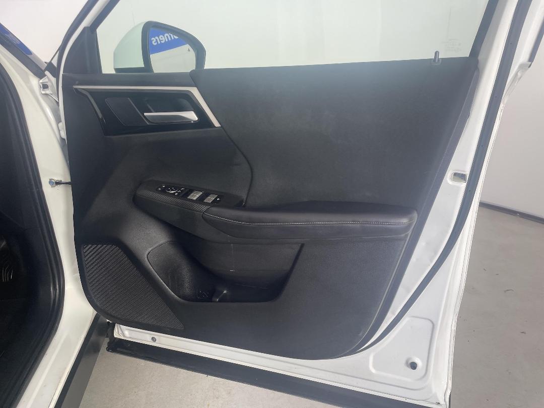 Photo '15' of Mitsubishi Outlander Photo '15' of Mitsubishi Outlander