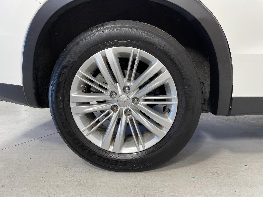 Photo '12' of Mitsubishi Outlander