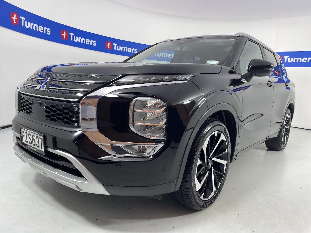 Photo '4' of Mitsubishi Outlander