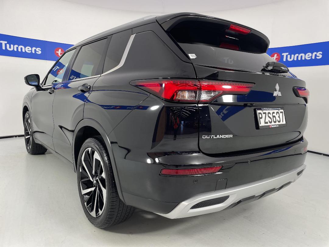 Photo '5' of Mitsubishi Outlander