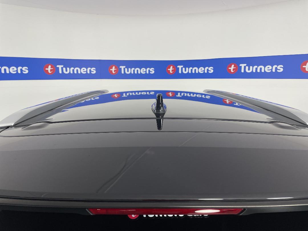 Photo '33' of Mitsubishi Outlander