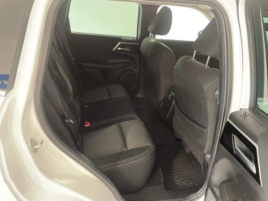 Photo '20' of Mitsubishi Outlander Photo '20' of Mitsubishi Outlander