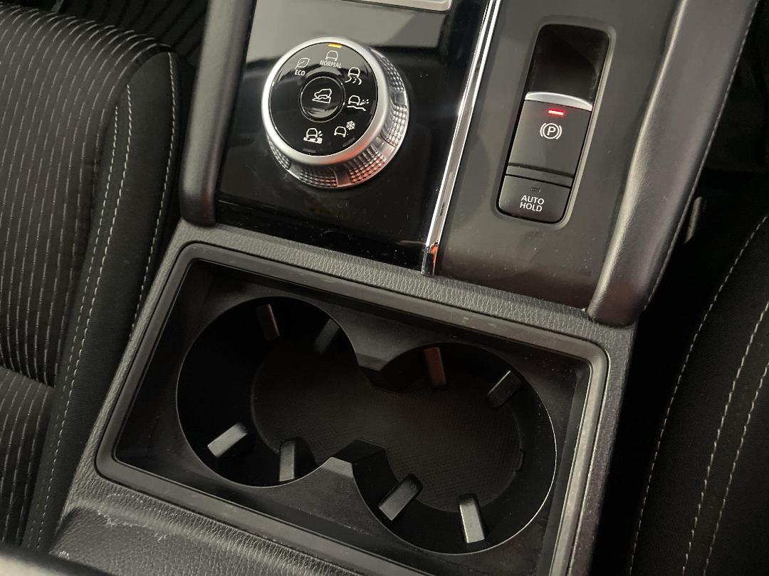 Photo '32' of Mitsubishi Outlander Photo '32' of Mitsubishi Outlander