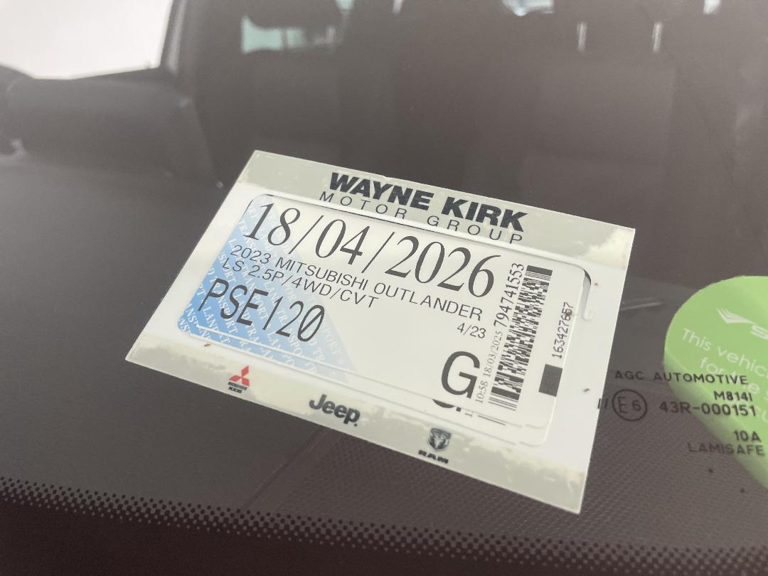 Photo '34' of Mitsubishi Outlander Photo '34' of Mitsubishi Outlander