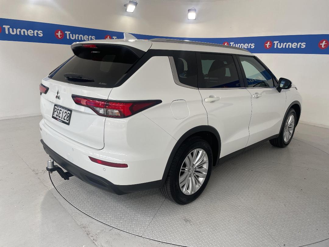 Photo '7' of Mitsubishi Outlander Photo '7' of Mitsubishi Outlander