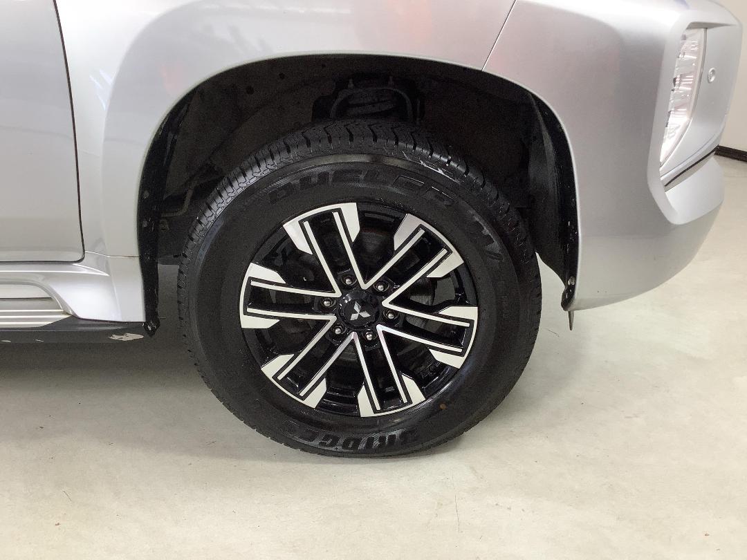 Photo '9' of Mitsubishi Pajero Sport