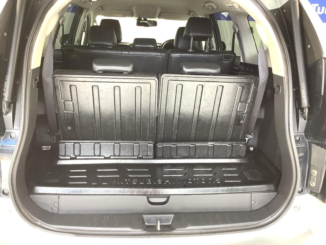 Photo '14' of Mitsubishi Pajero Sport