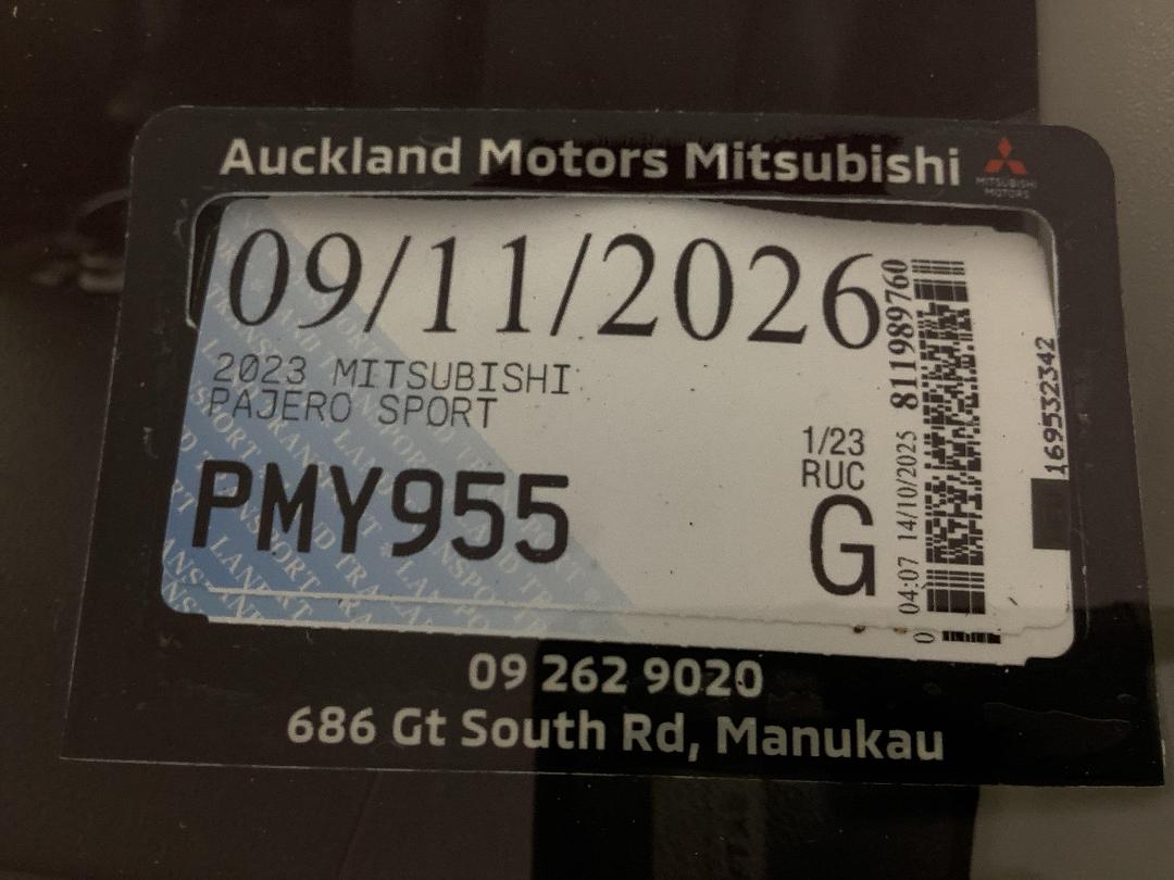 Photo '24' of Mitsubishi Pajero Sport