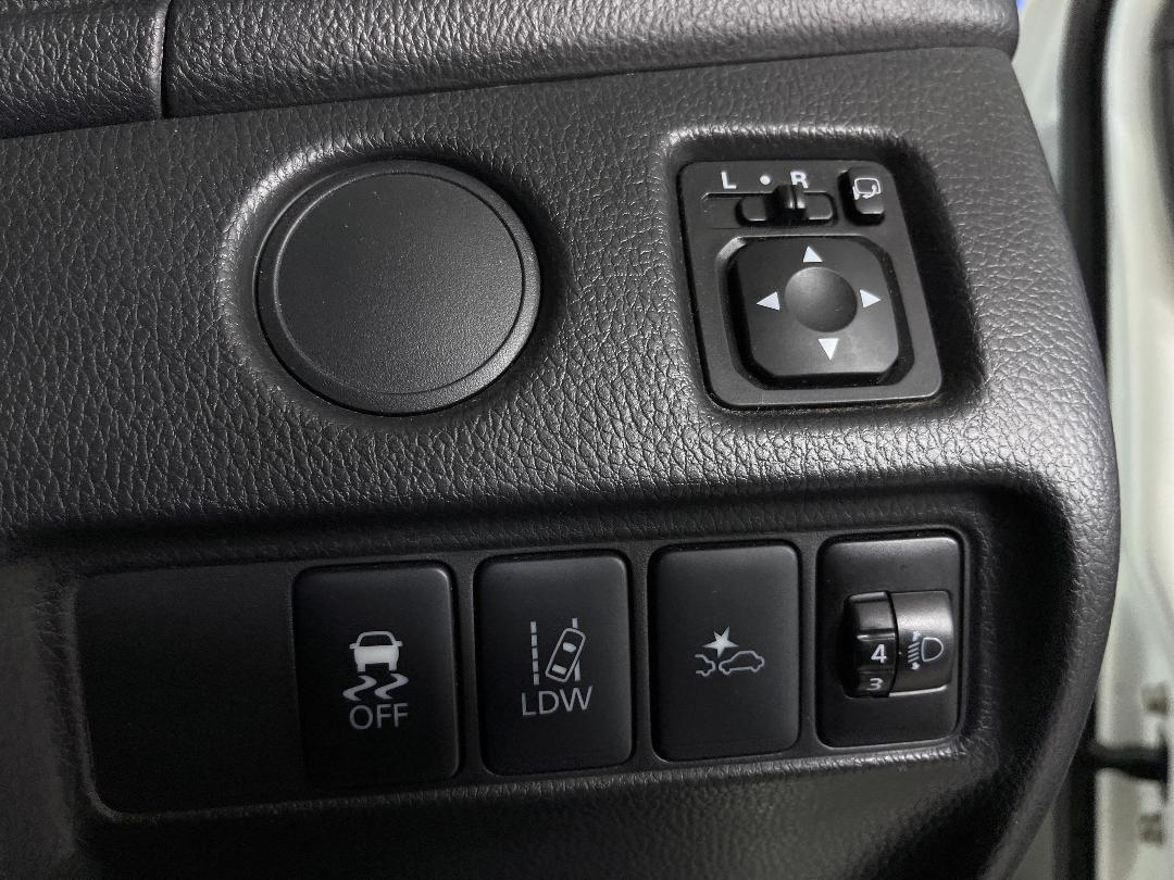 Photo '25' of Mitsubishi Triton