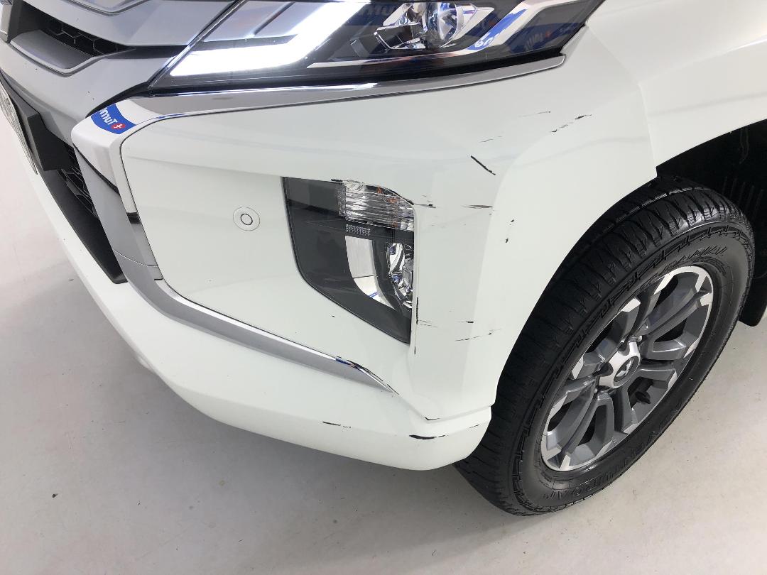 Photo '25' of Mitsubishi Triton